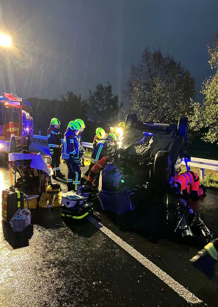 FW-WAF: Verkehrsunfall auf der B 58