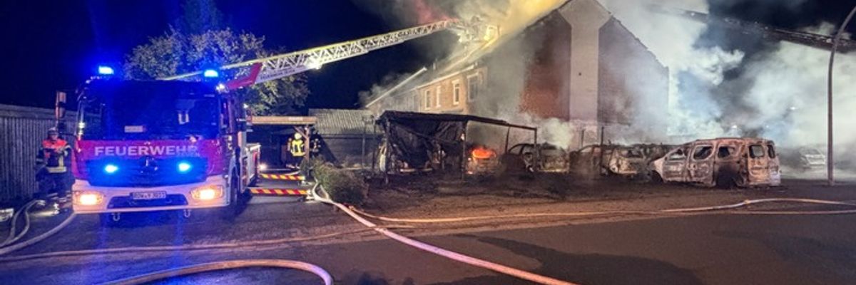 FW-ROW: Großbrand in Zeven: Über 200 Kräfte im Einsatz