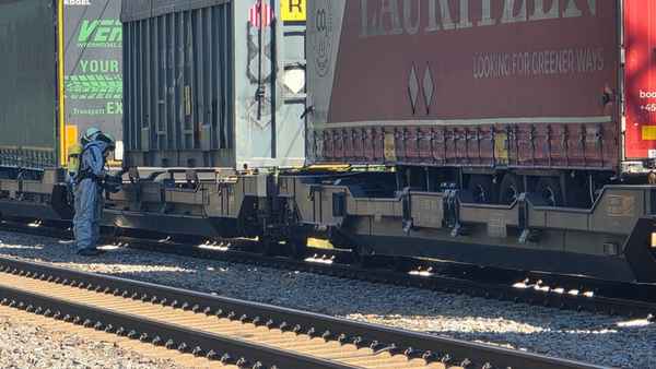 FW Celle: Gefahrstoffaustritt aus einem Güterzug in Celle (Gesamtbericht)