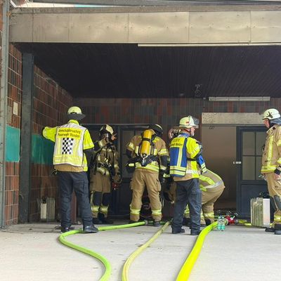 FW Menden: Mehrere zeitgleiche Einsätze für die Feuerwehr Menden