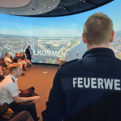 FW-WRN: Jugendfeuerwehr Werne besucht den Landtag Nordrhein-Westfalen