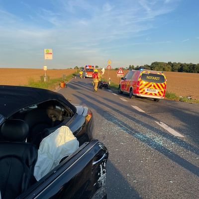 FW Ratingen: 25.08.25, Verkehrsunfall Ratingen, Mettmanner Str.