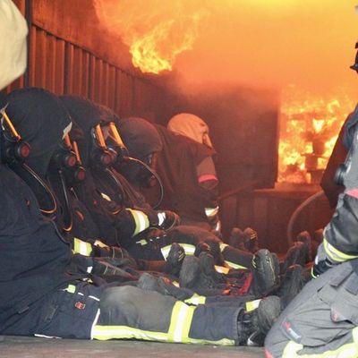 FW-OLL: Eine heiße Sache - Realbrandausbildung der Gemeindefeuerwehr Großenkneten