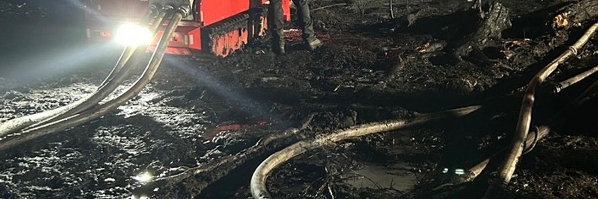 FW Kreis Soest: Waldbrand am Möhnesee / Einsatzkräfte auch an Tag drei im Einsatz