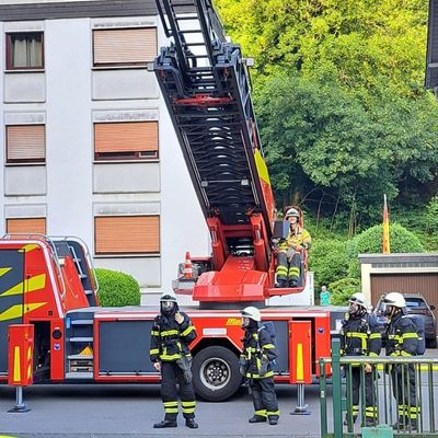 FW-PL: Ortsteil Stadtmitte - Brand in Küche
