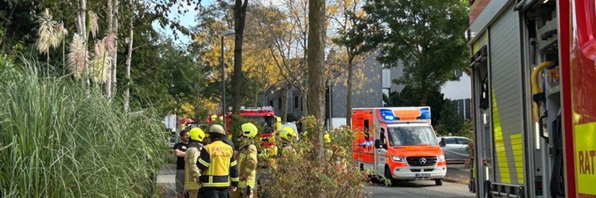 FW Ratingen: Ausgelöster Heimrauchmelder mit deutlich wahrnehmbaren Brandgeruch
