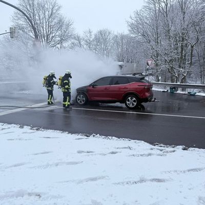 FW-ROW: Nissan gerät in Brand