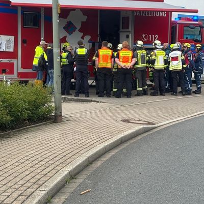 FW-EN: Großbrand in Wetter (Ruhr): Ennepe-Ruhr-Kreis demonstriert eindrucksvoll Zusammenhalt und Leistungsfähigkeit