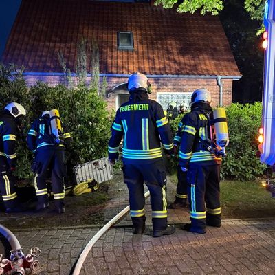 FW-AUR: Trockner in Flammen