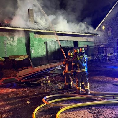 FW-WRN: Scheunenbrand in Werne-Schmintrup