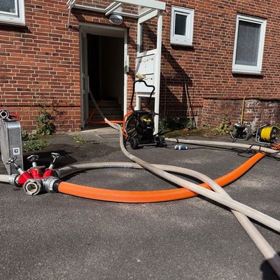 FW-SE: Wohnungsbrand mit verletzter Person in Bad Bramstedt