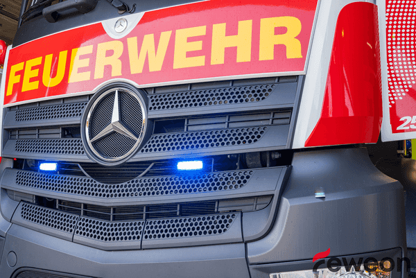 FW-EN: Rauchentwicklung aus leerstehender Industriehalle - eine verletzte Einsatzkraft
