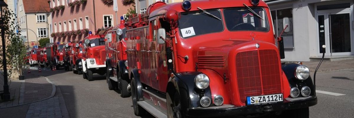 FWV BW: 11. Landesfeuerwehr-Oldtimertreffen Von Löschfahrzeug bis Drehleiter: Nostalgie-Zauber in Winnenden
