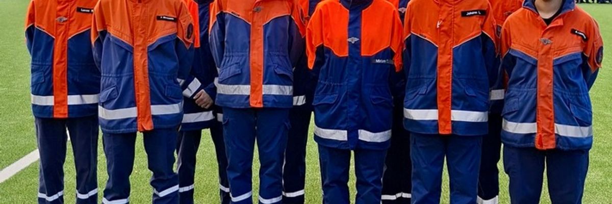 FW Hünxe: Mitglieder der Jugendfeuerwehr erhalten die Leistungsspange