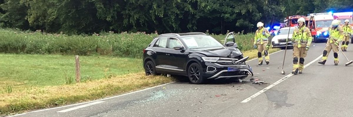 FW-GL: Verkehrsunfall mit einer lebensgefährlich verletzten Person - Gemeinsame Pressemitteilung der Kreispolizeibehörde Rheinisch-Bergischer Kreis und der Feuerwehr Bergisch Gladbach
