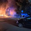 FW-DT: Sprinter und Sperrmüll in Vollbrand