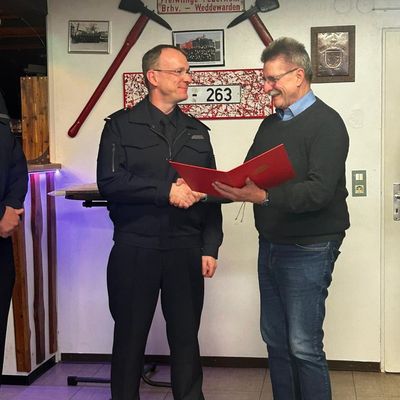 FW Bremerhaven: Jahreshauptversammlung der Freiwilligen Feuerwehr Weddewarden - Ehrung für 60 Jahre Mitgliedschaft