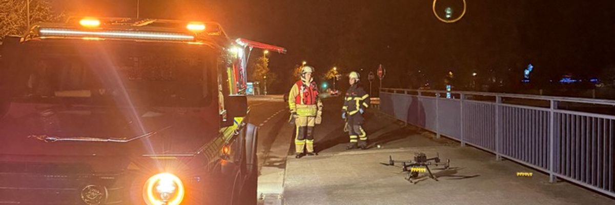 FW-MH: Schwerer Verkehrsunfall auf der A40 - Drohne im Einsatz