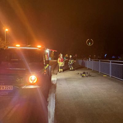 FW-MH: Schwerer Verkehrsunfall auf der A40 - Drohne im Einsatz