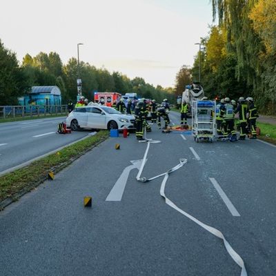 FW-DO: Dorstfelder Allee wegen Verkehrsunfall zeitweise gesperrt