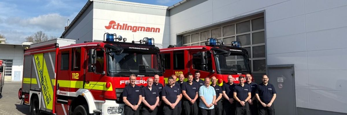 FW Rheurdt: Feuerwehr Rheurdt stellt zwei neue Löschfahrzeuge in Dienst