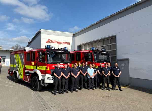 FW Rheurdt: Feuerwehr Rheurdt stellt zwei neue Löschfahrzeuge in Dienst
