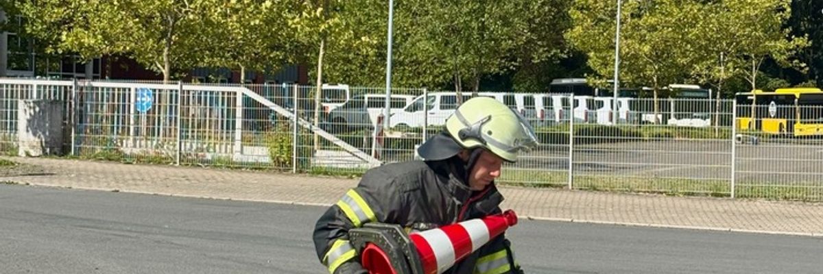 FW-EN: Wetter - 15 neue Einsatzkräfte starten Grundlehrgang bei der Feuerwehr Wetter (Ruhr)