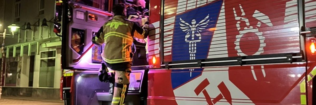 FW-OB: Aufmerksame Nachbarn verhinderten Schlimmeres