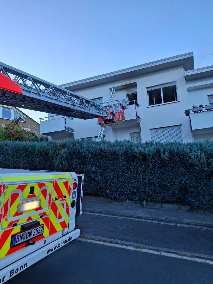 FW-BN: Wohnung in Bonn-Lannesdorf nach Feuer unbewohnbar