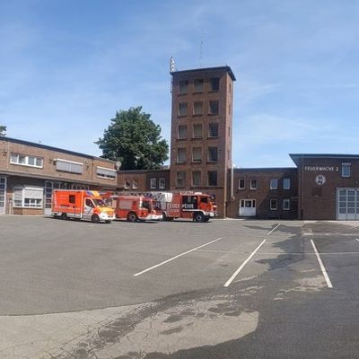 FW-E: Pfarrei St. Josef und Feuerwehr Essen prüfen gemeinsame Entwicklung des Standorts St. Franziskus in Essen-Bedingrade