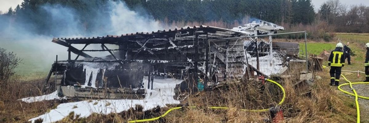 FW-OE: Scheunenbrand in Saalhausen