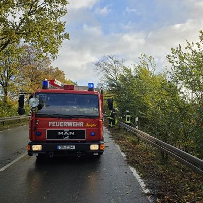 FW Ense: Sturmbedingte Einsatzserie in Ense