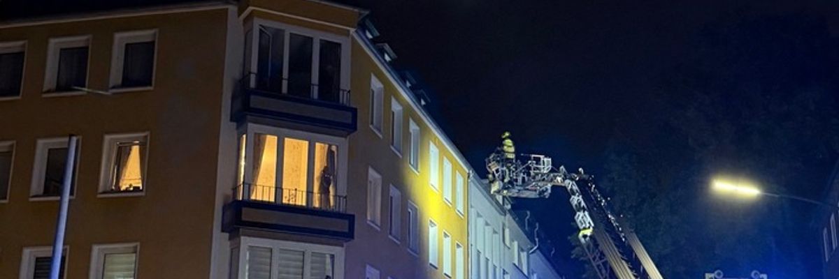 FW-GE: Kellerbrand in Wohn- und Geschäftshaus in der Altstadt