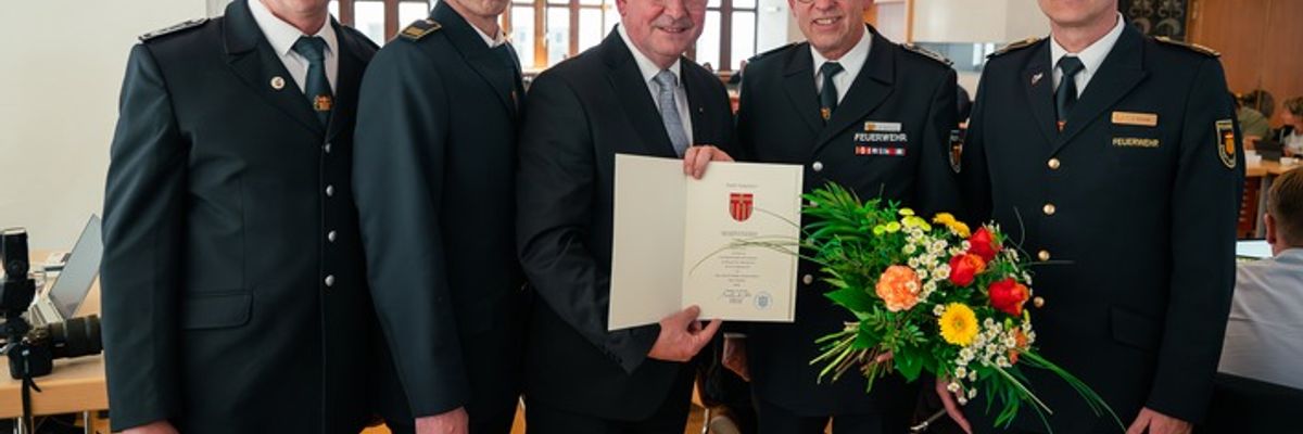 FW Paderborn: Stellvertretender Leiter der Freiwilligen Feuerwehr Paderborn für weitere Amtszeit ernannt