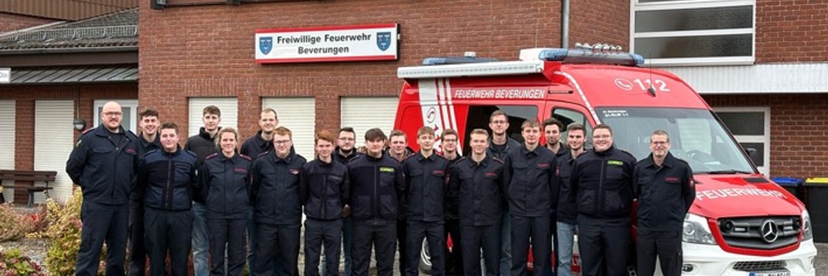 FW Beverungen: Erfolgreicher Funk- und Kartenkunde-Lehrgang bei der Feuerwehr Beverungen