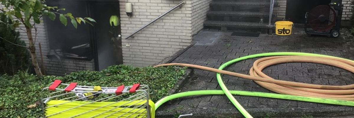 FW Paderborn: Brand einer Souterrainwohnung in Paderborn