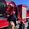 FW-AUR: Neugieriger Besuch bei der Feuerwehr