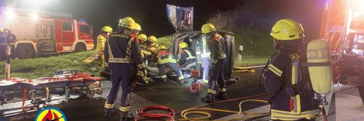 FW-MG: Verkehrsunfall mit drei verletzten auf Umgehungsstraße
