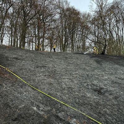 FW-EN: Am Nacken war ein erweiterter Löschzug im Einsatz.
