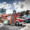 FW-NE: Zimmerbrand mit Menschenrettung | Eine verletzte Person