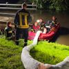 FW-AUR: Mülltonnenbrand zugleich mit Ölaustritt auf Gewässer