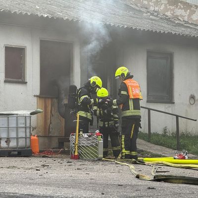 Feuerwehr MTK: Ausbildung unter Realbedingungen: Intensives Übungswochenende auf Europas größtem Übungszentrum