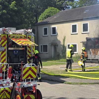 Feuerwehr MTK: Ausbildung unter Realbedingungen: Intensives Übungswochenende auf Europas größtem Übungszentrum