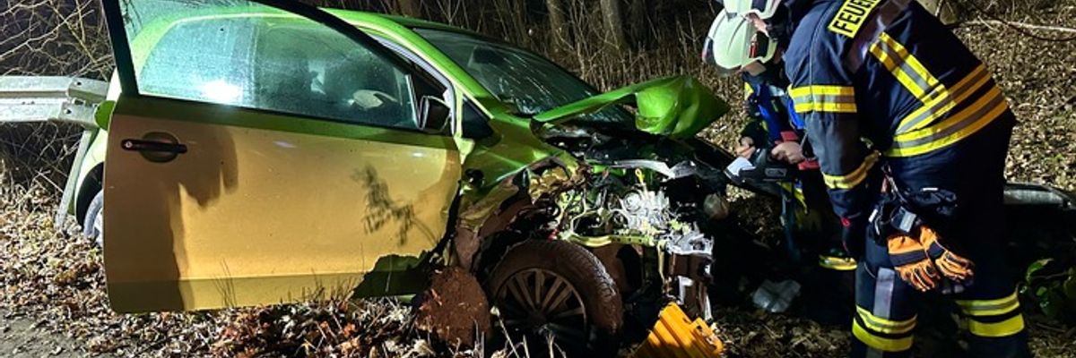 FW-EN: Schwerer Verkehrsunfall auf der Haßlinghauser Straße gefolgt von weiterem Unfall auf der Bochumer Straße