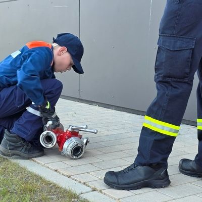 FW Celle: Jugendliche erhalten Jugendflamme Stufe 1