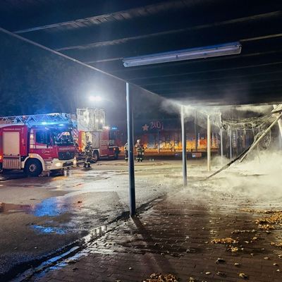 FW-E: Nächtliche Brandserie im Essener Norden - zwei Schulen betroffen