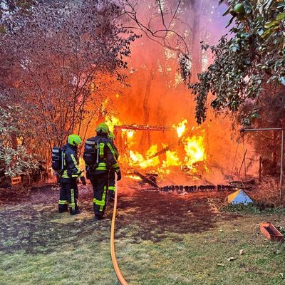 FW-EN: Gartenlaubenbrand in Schwelm
