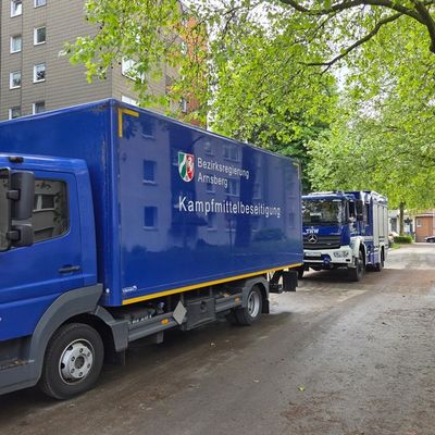 FW Datteln: 6 bezünderte Kampfmittel fordern alle verfügbaren Einsatzkräfte der Stadt Datteln