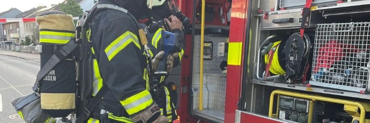 FW-LEV: Dachstuhlbrand in Steinbüchel