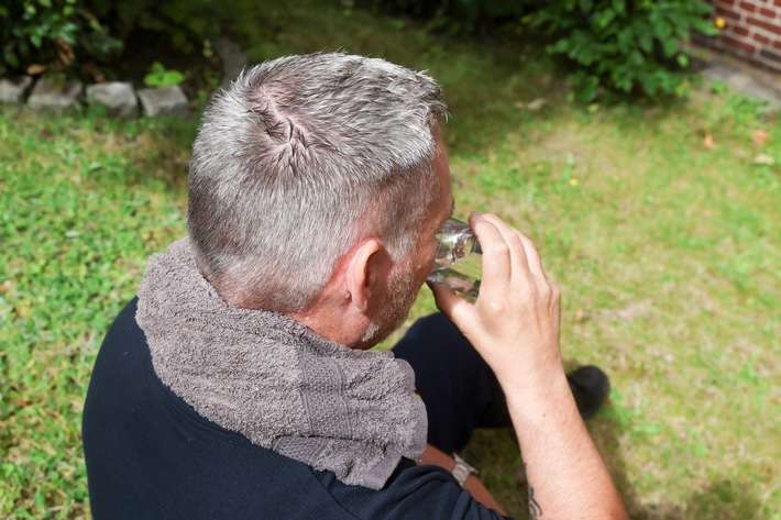 FW-HH: Hitzewelle am Wochenende: Tipps und Hinweise für heiße Tage
